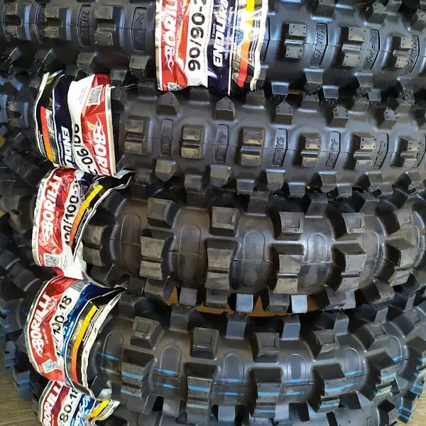 Recambios MOTOSHOP - Tienda de repuestos para motos en Badajoz - foto 3