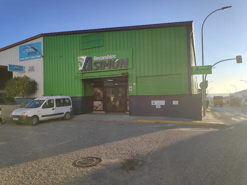 Recambios Simón - Tienda de repuestos para automóviles en Estepona - foto 2