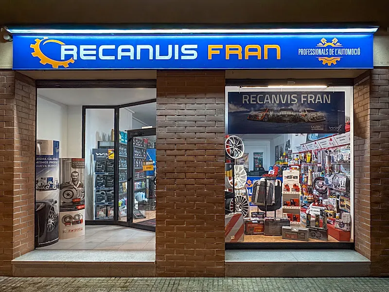 Recanvis Fran | Recambios para coche, moto y camión - Tienda de repuestos para automóviles en Santa Coloma de Gramenet - foto 2