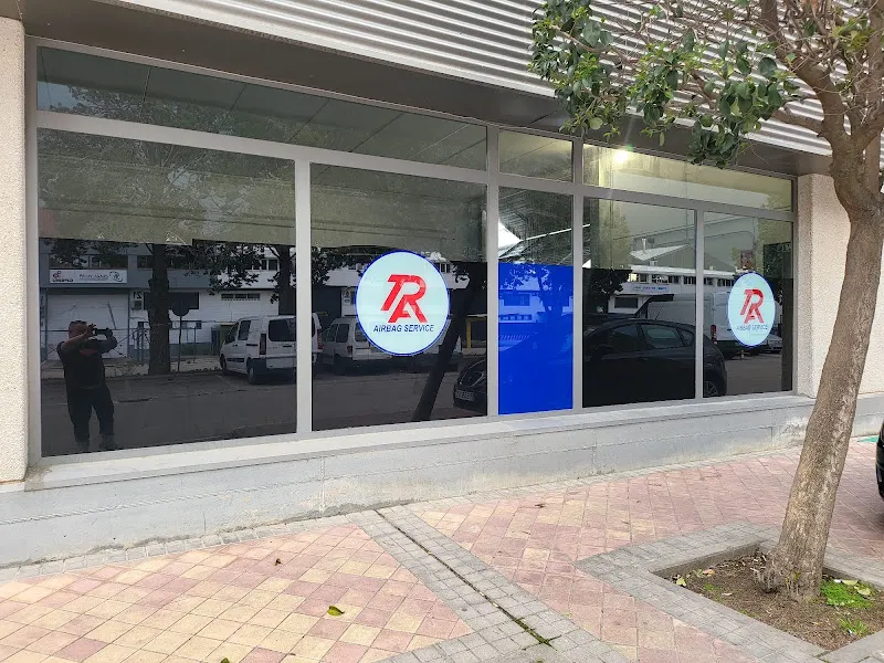 RECAMBIOS DE AUTOMOCION AIRBAG SERVICE s.l. - Tienda de piezas de automóvil en Meco - foto 2