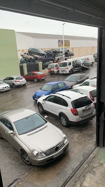 Desguace AutoReciclajes JF - Desguace en Campello - foto 2