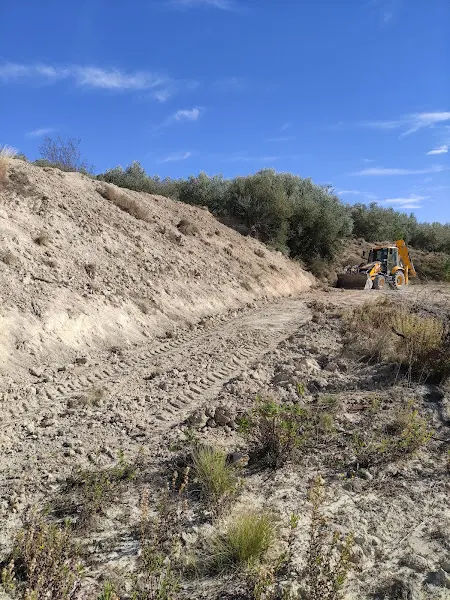 DESBALLESTAMENT I RECICLATGE UBEDA - Chatarrería en Alcoy - foto 2