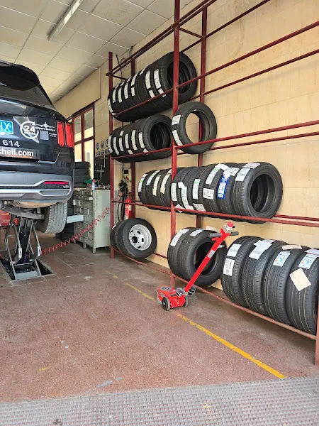 Auto Recambios Denia S.L. - Tienda de neumáticos en Denia - foto 2