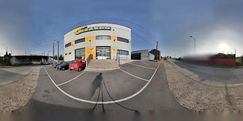 Desguaces Gerardo - Tienda de repuestos para automóviles en Gijón - foto 2