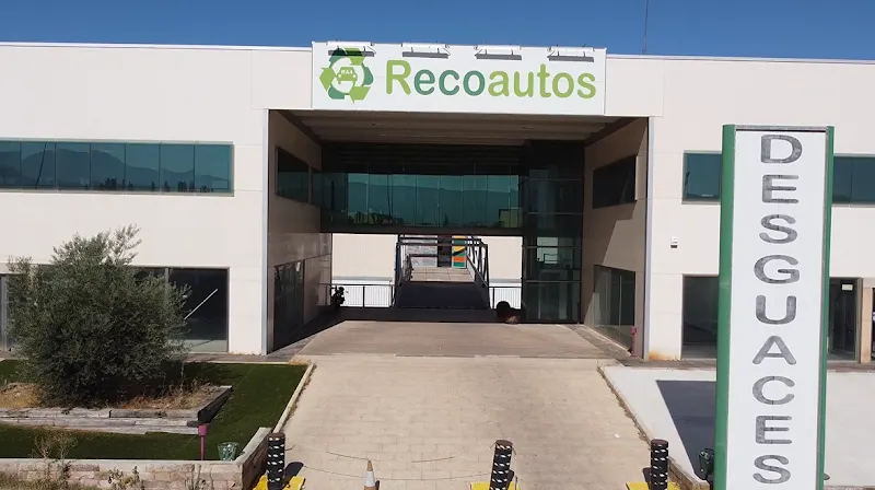 Desguaces Recoautos - Desguace en Segovia - foto 2