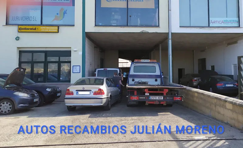 Autos Recambios Julián Moreno S.L - Tienda de repuestos de automóviles usados en Ávila - foto 2