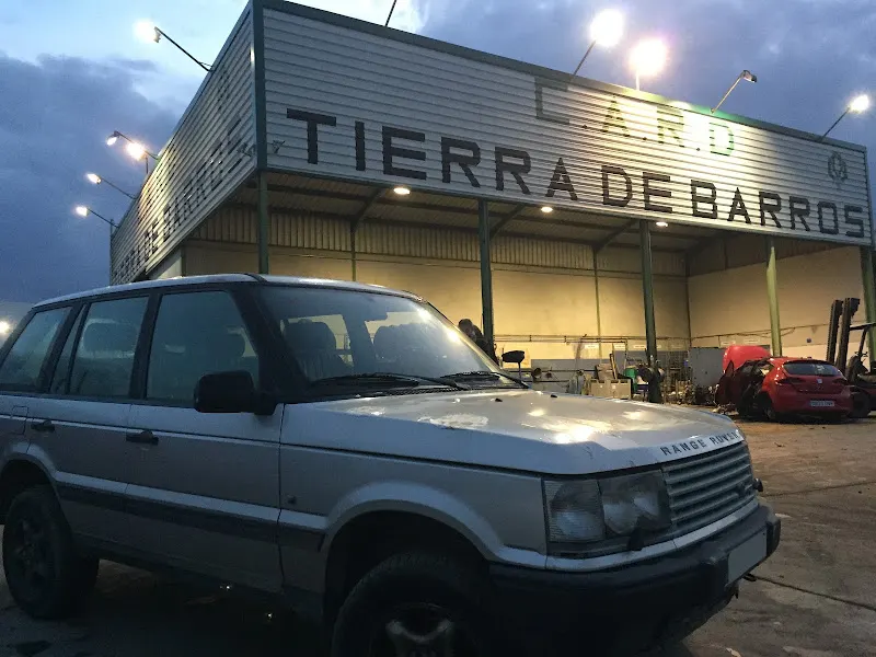 Desguace Tierra de Barros - Desguace en Villafranca de los Barros - foto 2