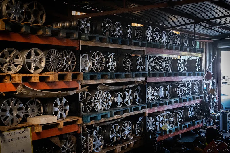 Desguaces De Automóviles, S.L. - Llica de Vall