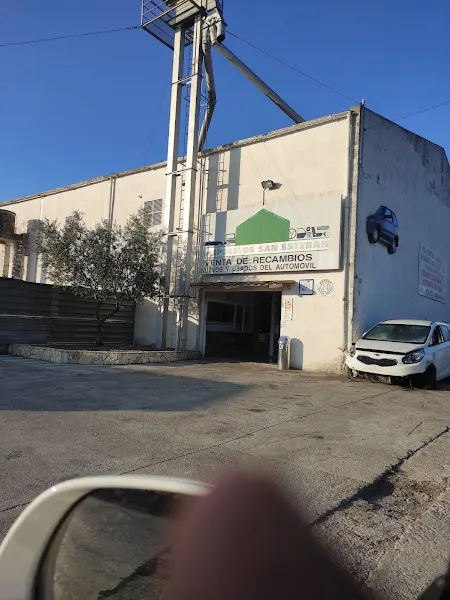 RSE Desguace & Taller - Desguace en El Vendrell - foto 2