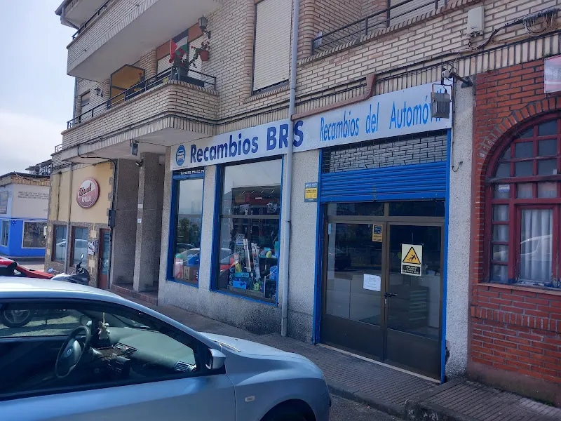 RECAMBIOS BRS S.L. - Tienda de repuestos para automóviles en Laredo - foto 2