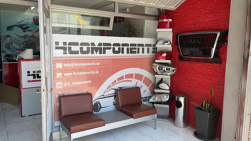 A - Proveedor de repuestos de carrocería de automóviles en Cádiz - foto 2
