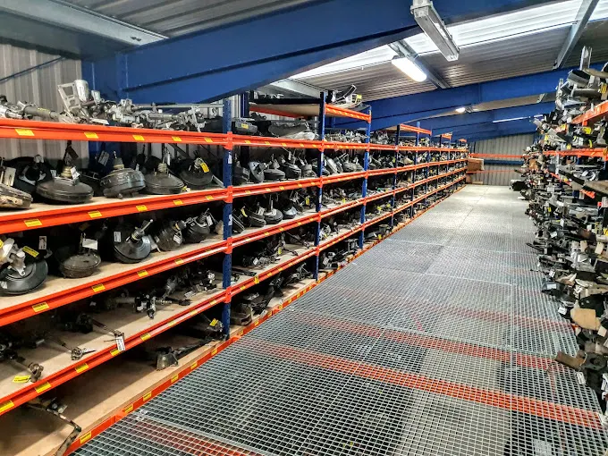 Desguaces Navarra - Tienda de repuestos para automóviles en Pamplona - foto 2