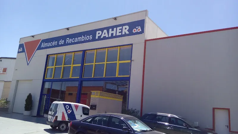 Almacén de Recambios PAHER - Tienda de repuestos para automóviles en Palencia - foto 2