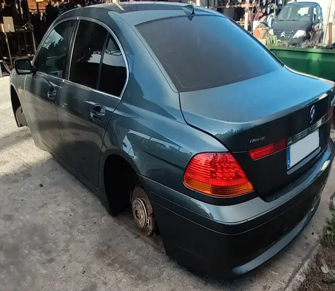 Autodesguaces Santrull Tarragona Reus Cambrils Salou recambios bajas - Desguace en Reus - foto 2