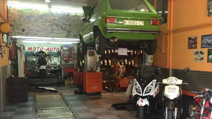 MOTO-AUTO R.ALVAREZ - Taller de automóviles en Madrid - foto 2