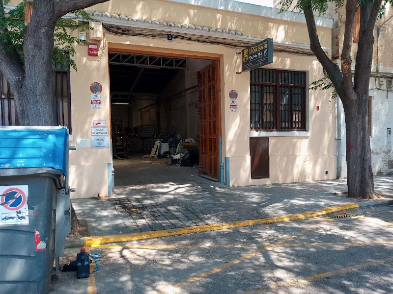 RECUPERACIONES REUSVAL - Chatarrería en Valencia - foto 2