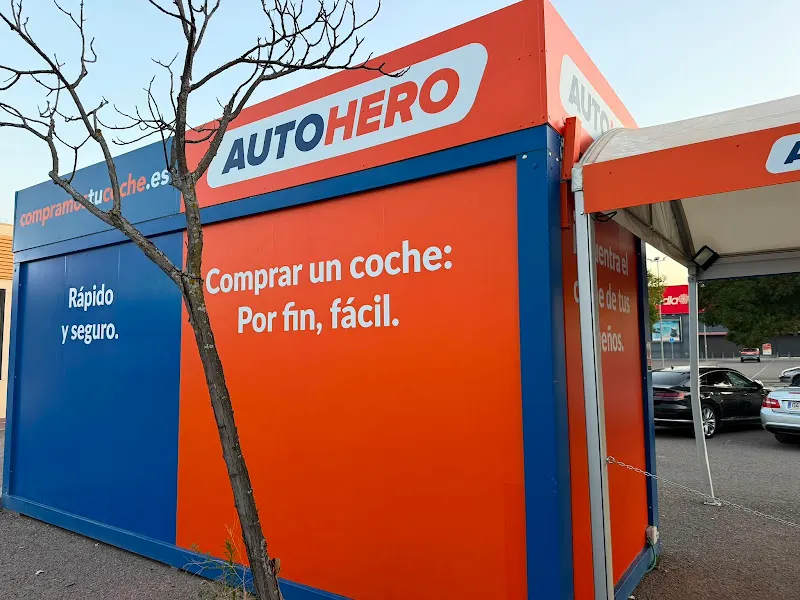 Compramostucoche.es Valencia-Burjassot - Tienda de vehículos de segunda mano y de ocasión en Burjassot - foto 2