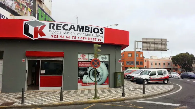 Lkrecambios - Tienda de repuestos para automóviles en Las Palmas de Gran Canaria - foto 2