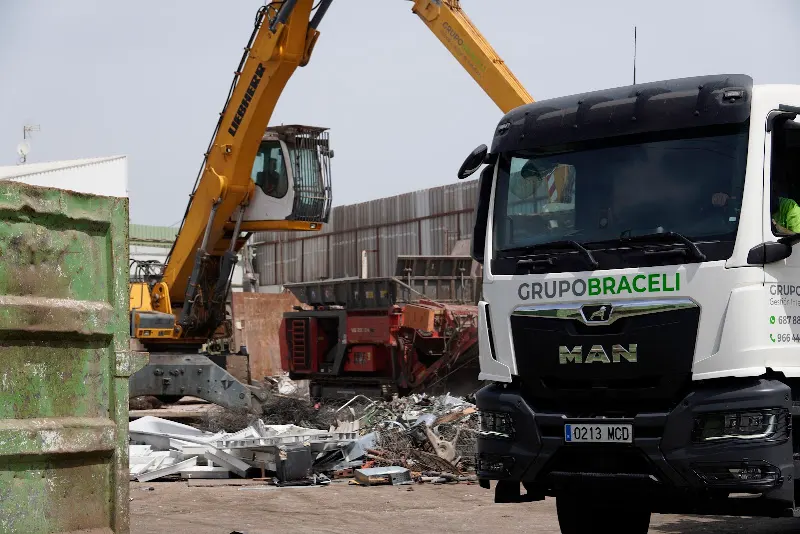 Grupo Braceli Recuperacion de Metales Alicante - Centro de reciclaje en Alicante - foto 2