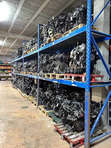 DespieceTotal - Tienda de repuestos de automóviles usados en Vigo - foto 2