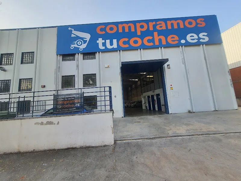 Compramostucoche.es Barcelona-Cornellà - Tienda de vehículos de segunda mano y de ocasión en Cornellà de Llobregat - foto 2