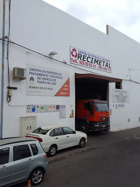 Recimetal-chatarras y desguaces - Chatarrería en Arrecife - foto 2