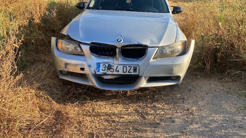 DESGUACE VALORIZACIÓN DEL AUTOMÓVIL BCL, S.L. (Binéfar / Jaca) - Desguace en Binefar - foto 2