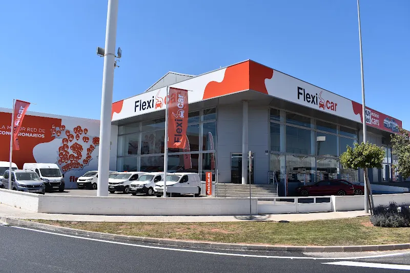 Flexicar Villarreal | Concesionario de coches de segunda mano - Tienda de vehículos de segunda mano y de ocasión en Vila-real - foto 2
