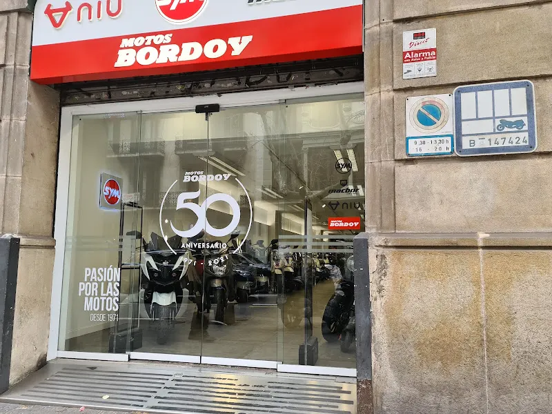 Motos Bordoy, Barcelona, C/València - Concesionario de motos en Barcelona - foto 2