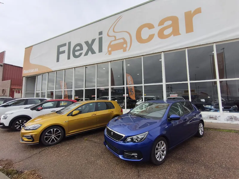 Flexicar León | Concesionario de coches de segunda mano - Tienda de vehículos de segunda mano y de ocasión en San Andres del Rabanedo - foto 2