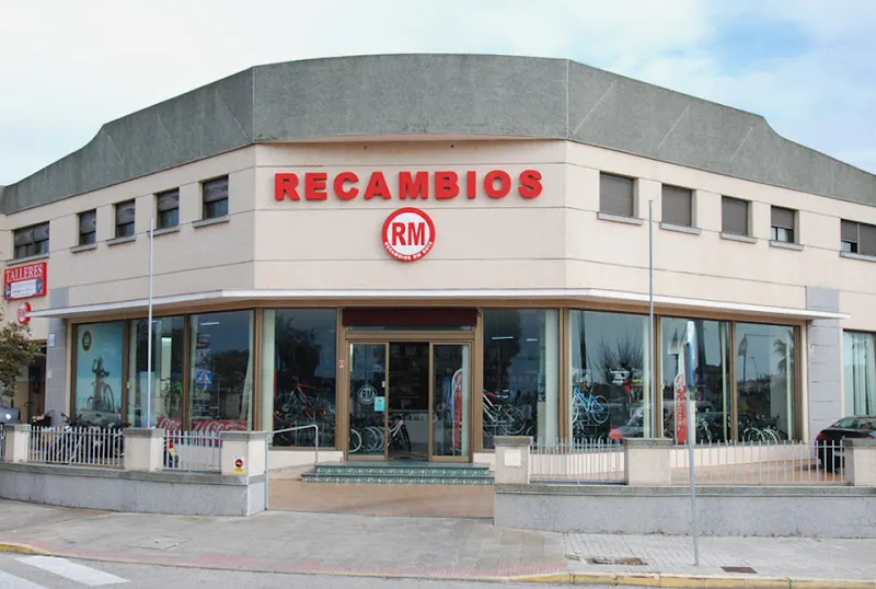 Recambios RM e Hijos, S.L. | Rota | Cádiz - Tienda de accesorios para automóviles en Rota - foto 2