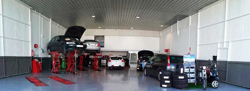 Rodriauto Neumáticos y Accesorios - Taller mecánico en Navalcarnero - foto 2