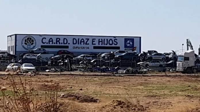 Card Díaz e Hijos - Chatarrero en Villanueva de la Serena - foto 2