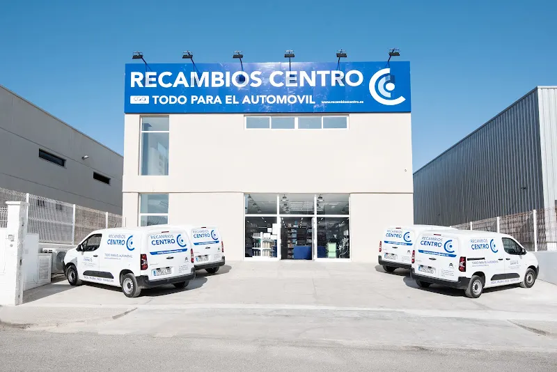 Recambios Centro Ibiza - Tienda de repuestos para automóviles en Ibiza - foto 2