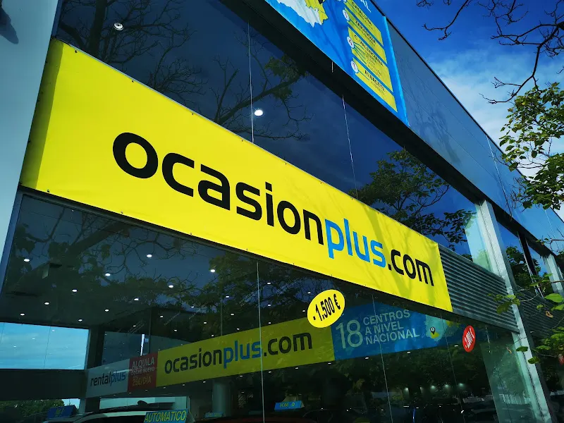 OcasionPlus Pamplona A44 Concesionario de coches de segunda mano - Tienda de vehículos de segunda mano y de ocasión en Villava - foto 2