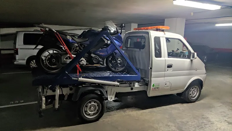 MOTO GRUA - Maracena