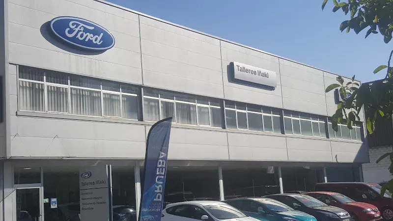 Ford at TALLERES IÑAKI, SL CONCESSION - Taller de automóviles en Llodio - foto 2