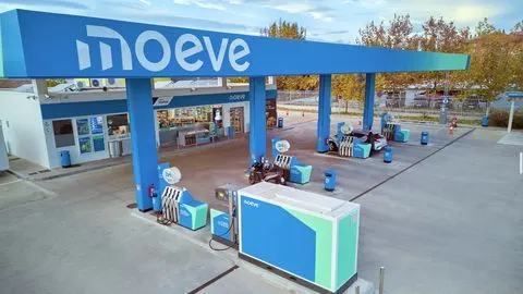 Estación de servicio Moeve - Gasolinera en Lleida - foto 2