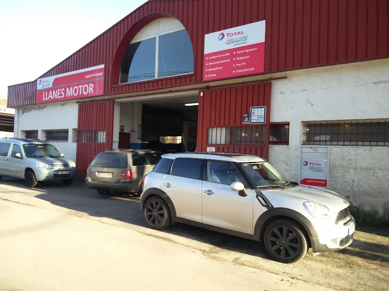 Llanes Motor SL - TotalEnergies Quartz Auto Services - Taller de automóviles en Llanes - foto 2