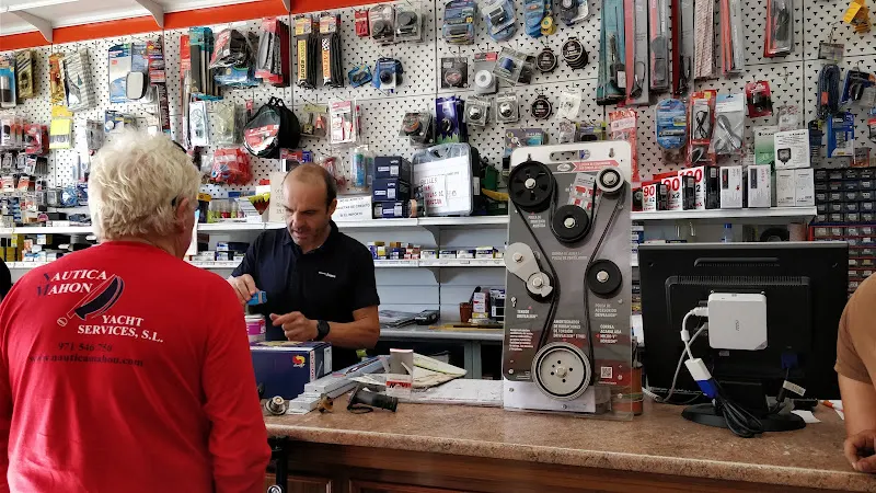 Recanvis Jama - Tienda de repuestos para automóviles en Sa Pobla - foto 2