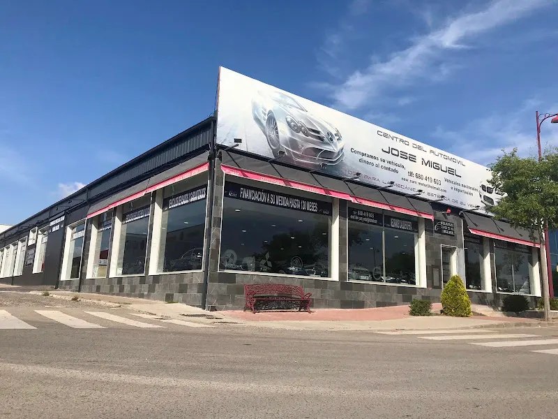 Centro del automóvil José Miguel - Linares