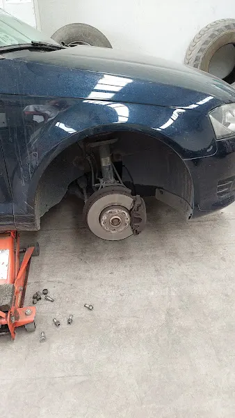 Neumaticos Regal - Taller de automóviles en Chantada - foto 2
