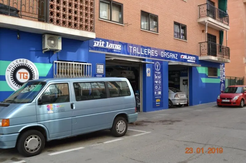 Talleres Gasanz Falken Zone Castrol Service - Taller mecánico en Madrid - foto 2