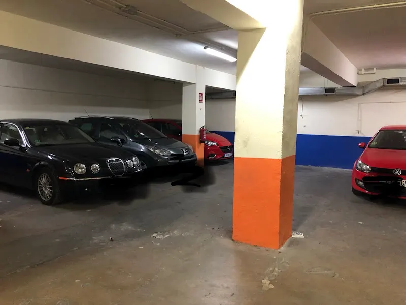 Compramostucoche.es Madrid-Embajadores - Madrid