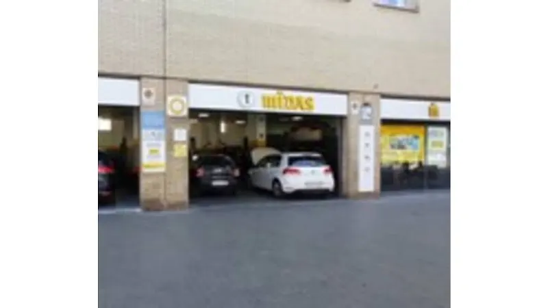 Midas BARCELONA/Calle Foc - Taller de reparación de automóviles en Barcelona - foto 2