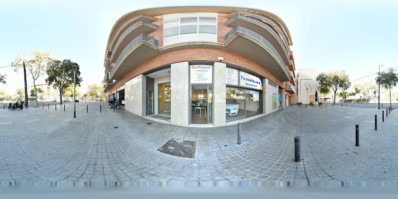 TAXACIO.COM - Concesionario de automóviles en Barcelona - foto 2