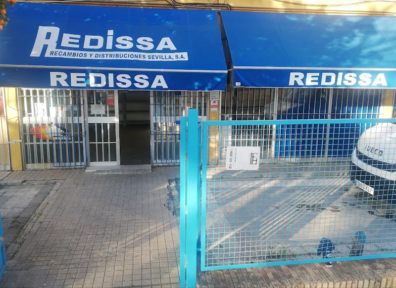 REDISSA Recambios Industrial IVECO - Proveedor de repuestos de carrocería de automóviles en Sevilla - foto 2