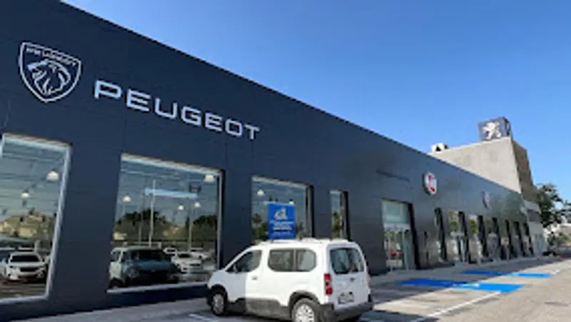 PEUGEOT STELLANTIS &YOU SEVILLA - Calonge - Concesionario Peugeot en Sevilla - foto 2