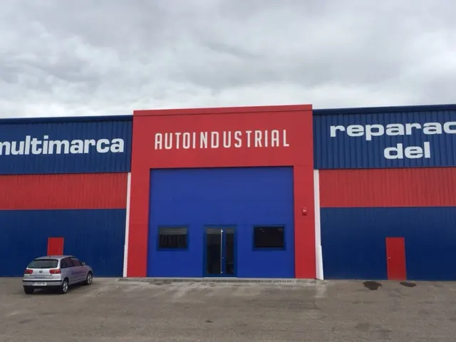 Talleres Autoindustrial - Taller de reparación de automóviles en Zaragoza - foto 2
