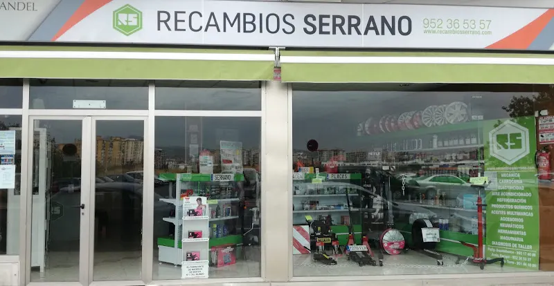 Recambios Serrano Europa - Tienda de repuestos para automóviles en Málaga - foto 2